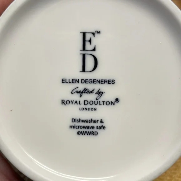 ROYAL DOULTON | Ellen Degeneres | Owl | “ Owl you need is love & kindness” | Mug - Picture 7 of 12